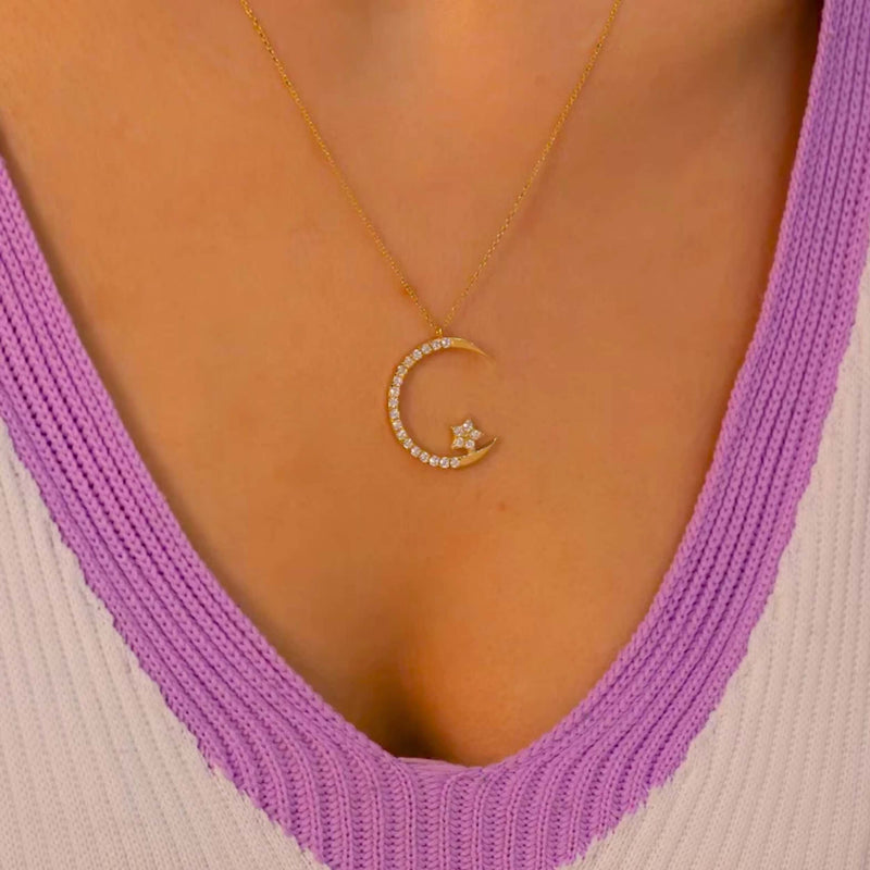 2025 ✨ قلادة نجمة القمر الذهبية🌙