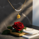 🌸قلادة فاخرة بوردة ذهبية وسلسلة لؤلؤ🌸