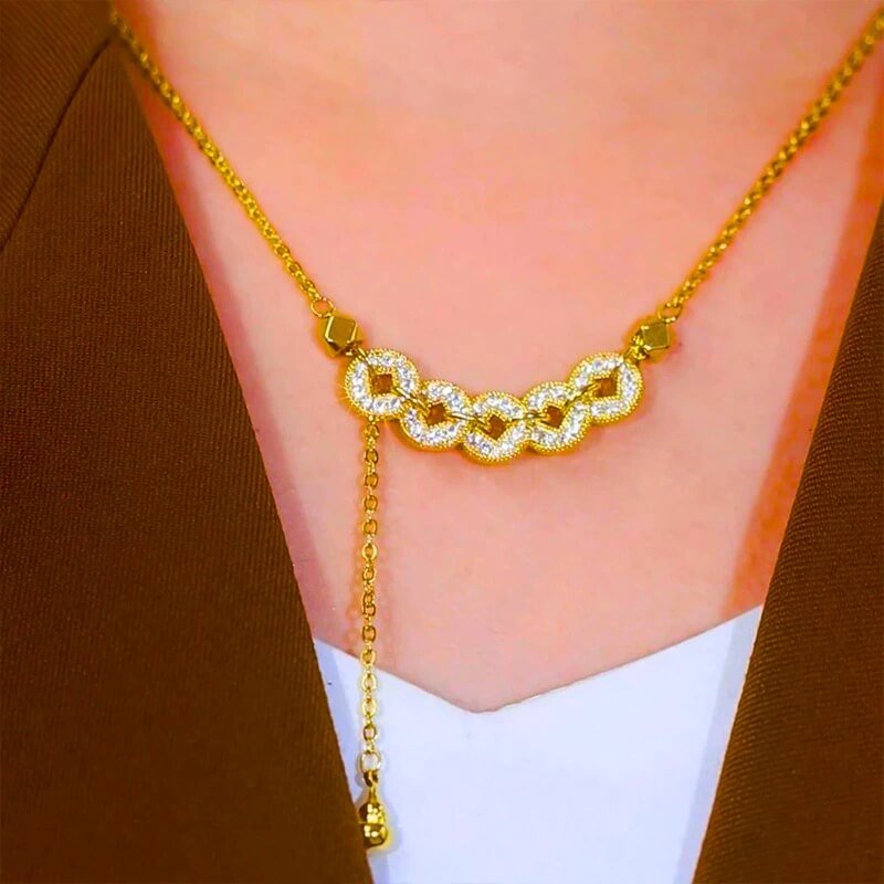 Collier en zircon au toucher luxueux 2026